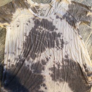 grey & white soft and sexy tee